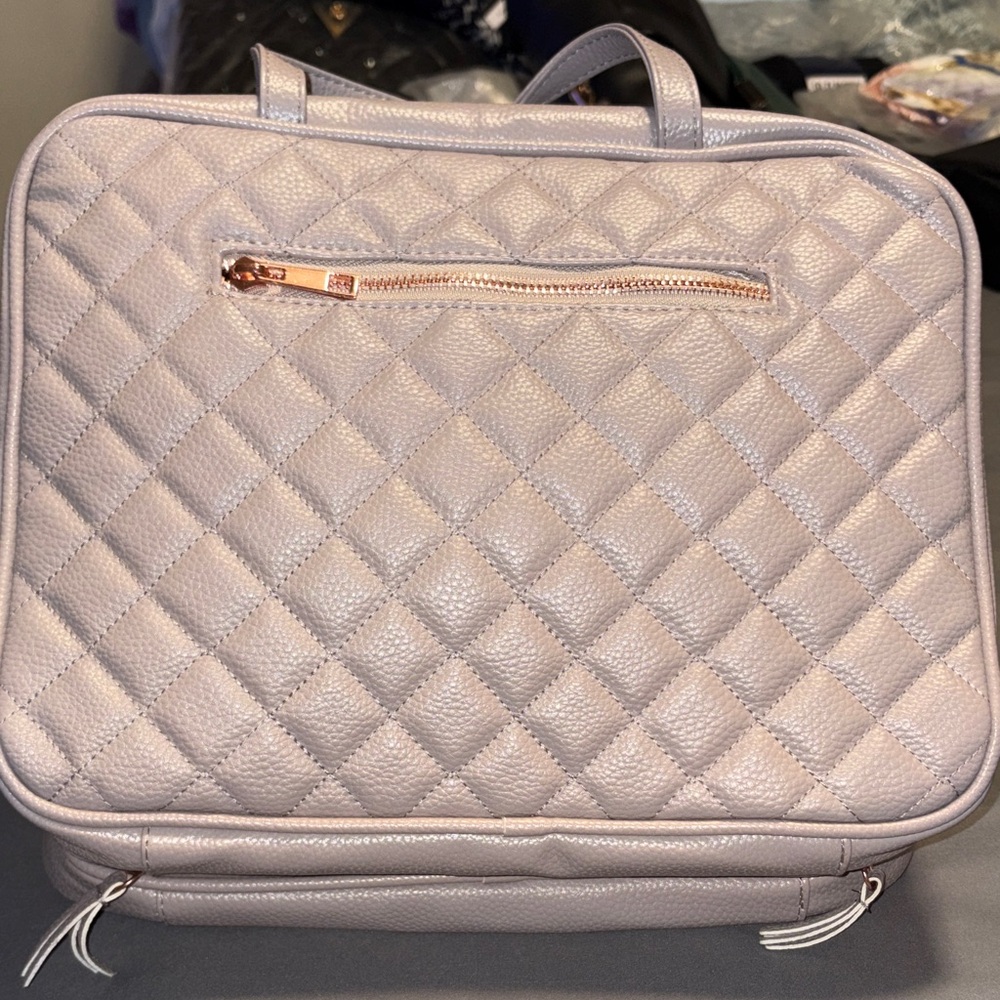 Quilted Pink Handbag with Rose Gold Zipper